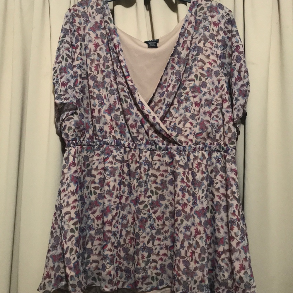 Floral top